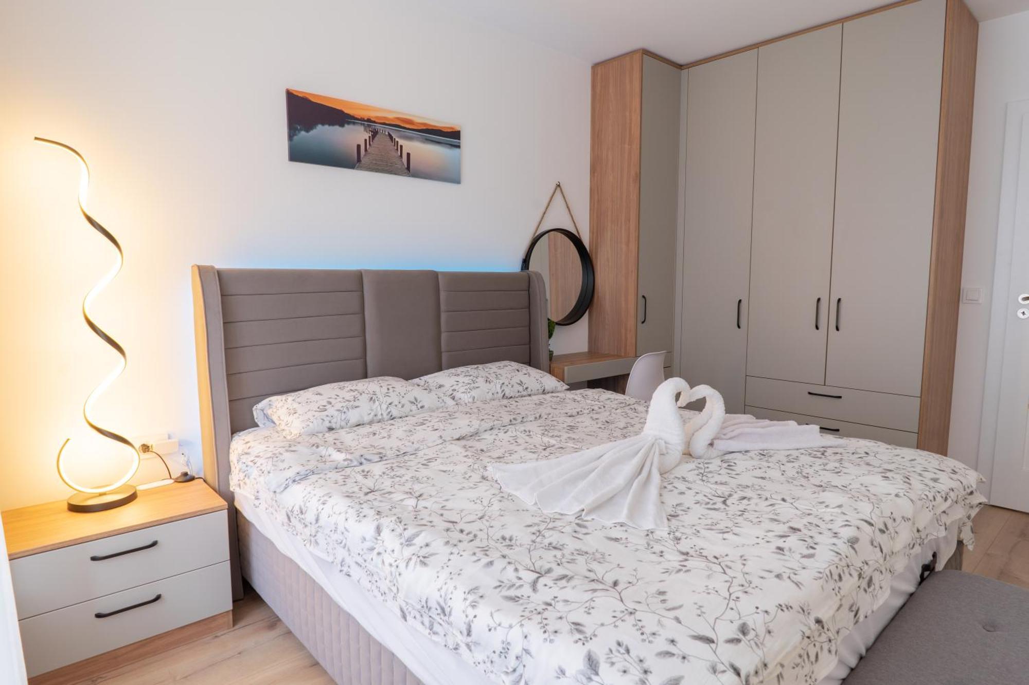 New Modern & Cozy Apartment With Free Parking Warna Exterior foto