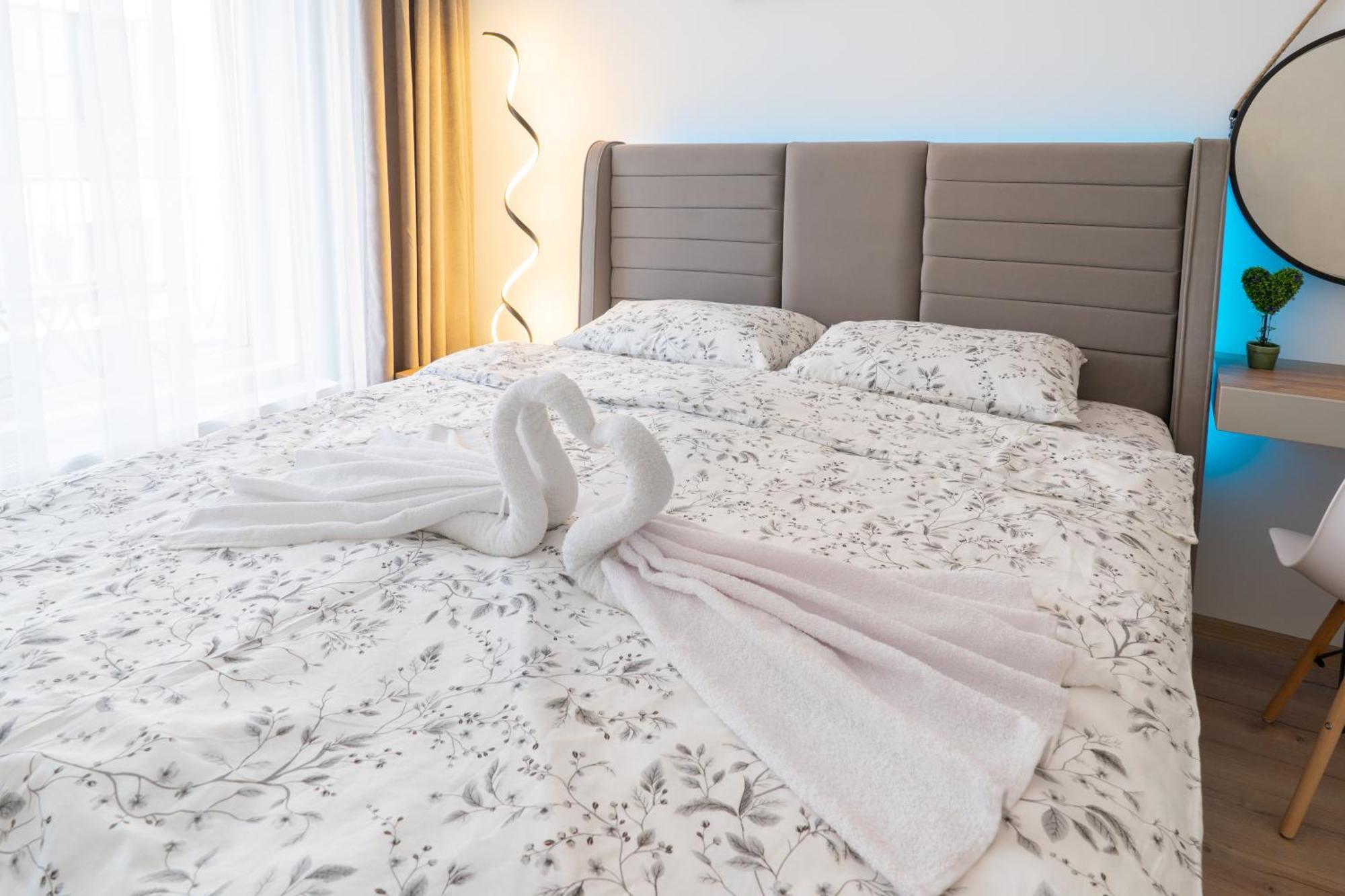 New Modern & Cozy Apartment With Free Parking Warna Exterior foto